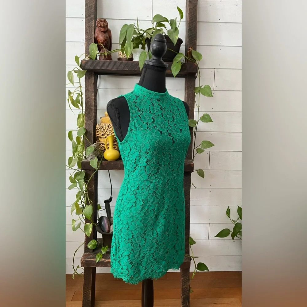 Lulus: Women’s Grass Green Lace Dress Size Medium